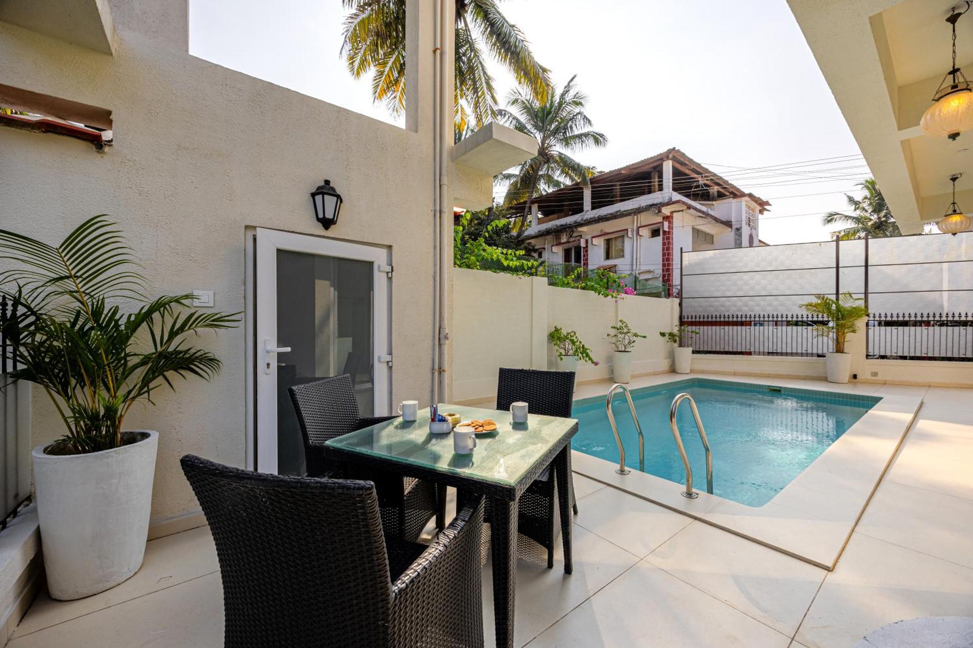 Elivaas 4 Bhk Villa Near Beach With Private Pool & Bar - Casa Boa Vida Кандолим Экстерьер фото